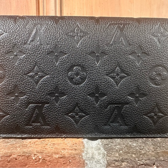 Louis Vuitton Chain Wallet - Picture 4 of 7
